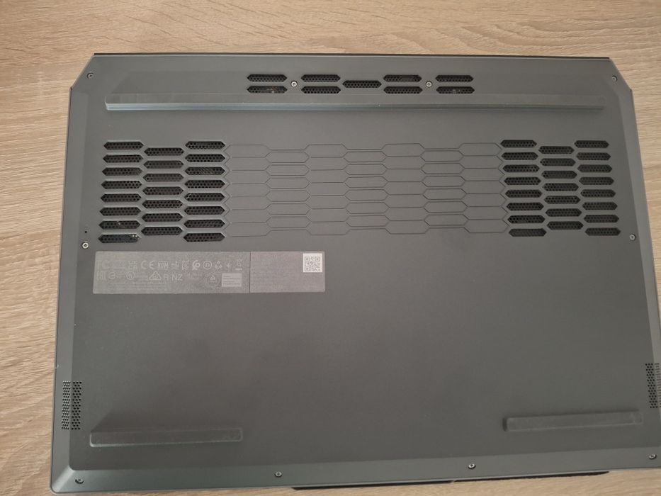 Laptop Lenovo LOQ 15 / i5-13450HX / RTX 5050