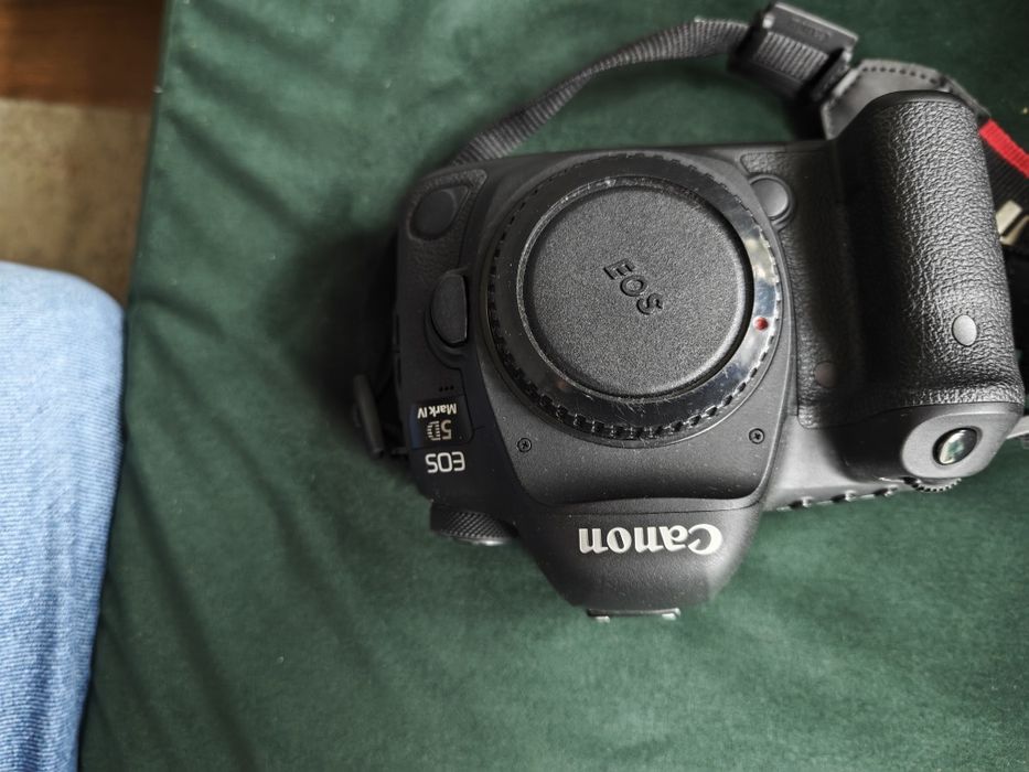 Canon EOS 5D Mark IV