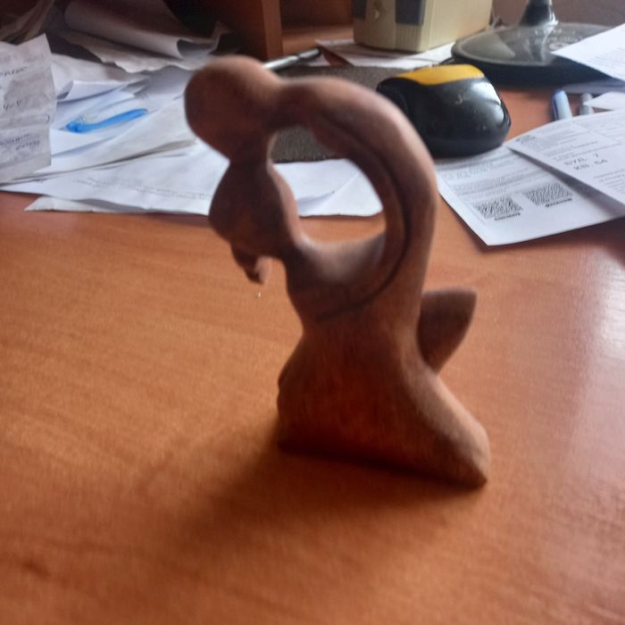 Деревянная статуэтка " Влюбленные" в идеальном сост.,Харьков