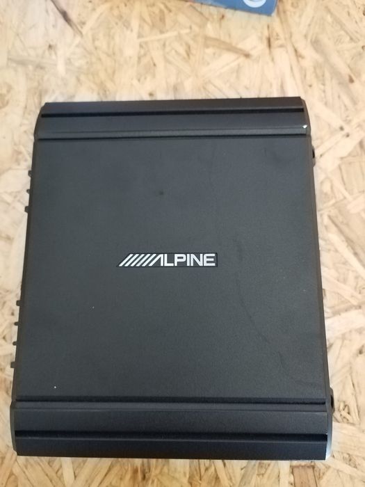 Wzmacniacz samochodowy Alpine  MRV-M250  i głośnik  JL Audio