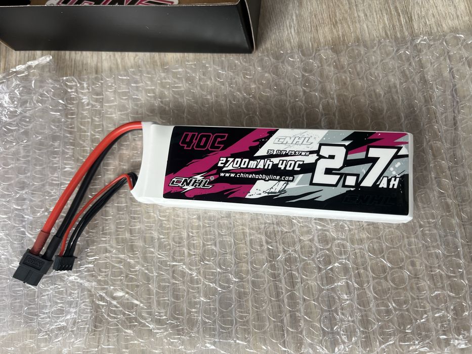 CNHL 3s 2700mah 40c xt60
