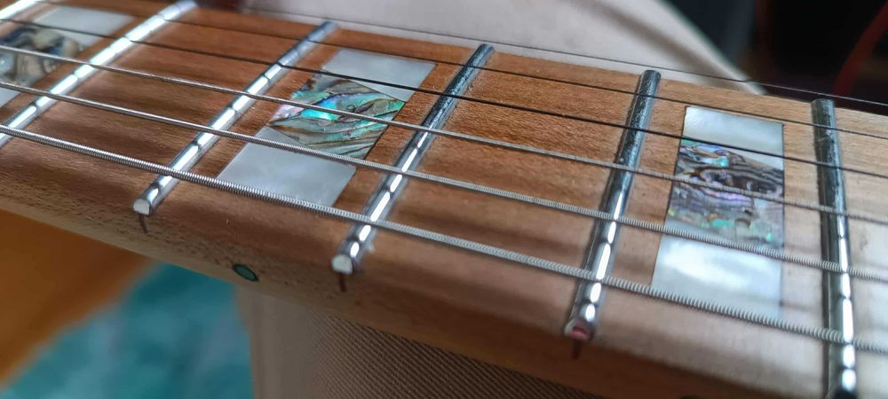 Ibanez THBB10 - sygnatura Tim Henson