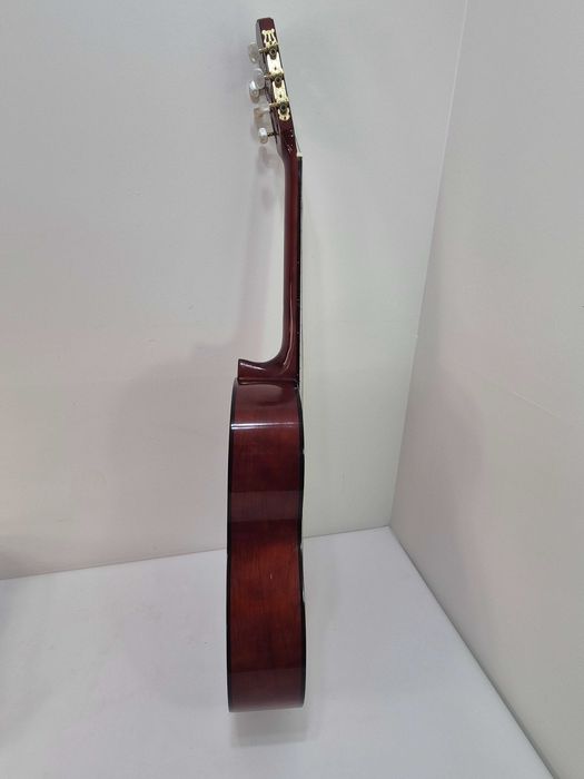 Gitara  klasyczna clifton valesa
