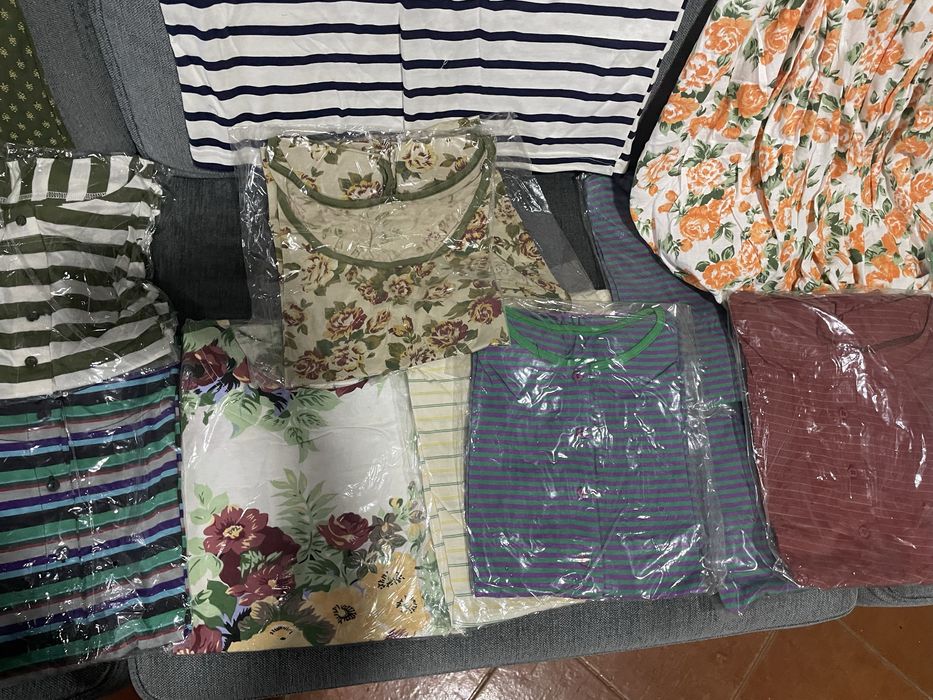 Diversas camisolas e roupa de bebe/criança