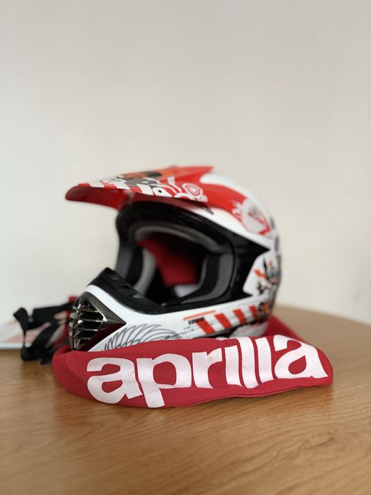 Nowy kask Aprilia kross