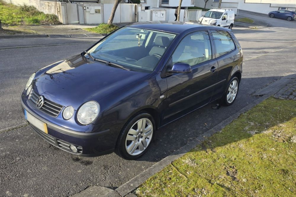 Volkswagen Polo 1.2 Confortline - 2002