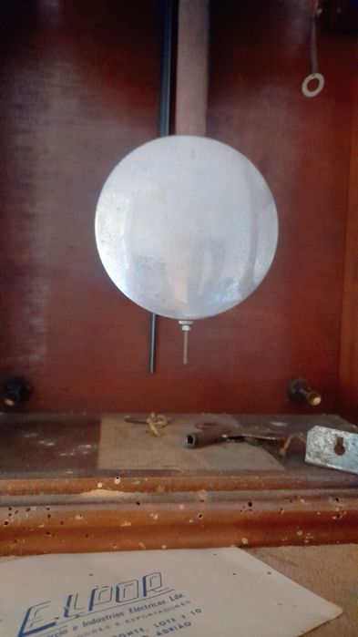 Relógio Reguladora corda pêndulo caixa madeira porta vidro (restauro)