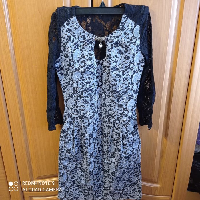 Стильне жіноче плаття