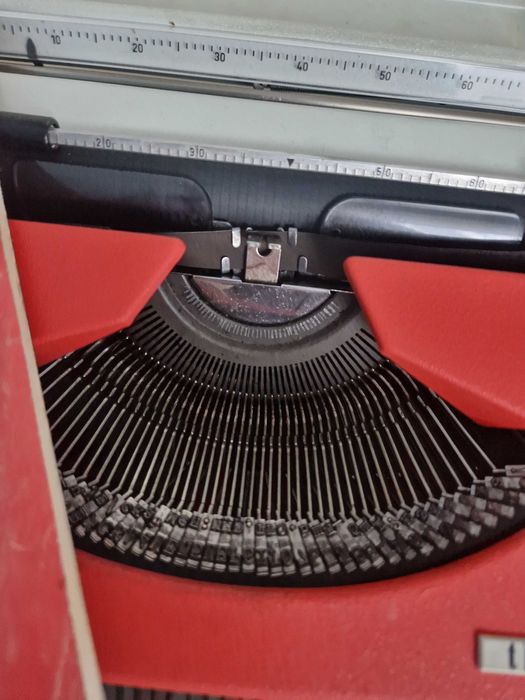 Друкарська машинка Unis Tmb de Luxe югославія