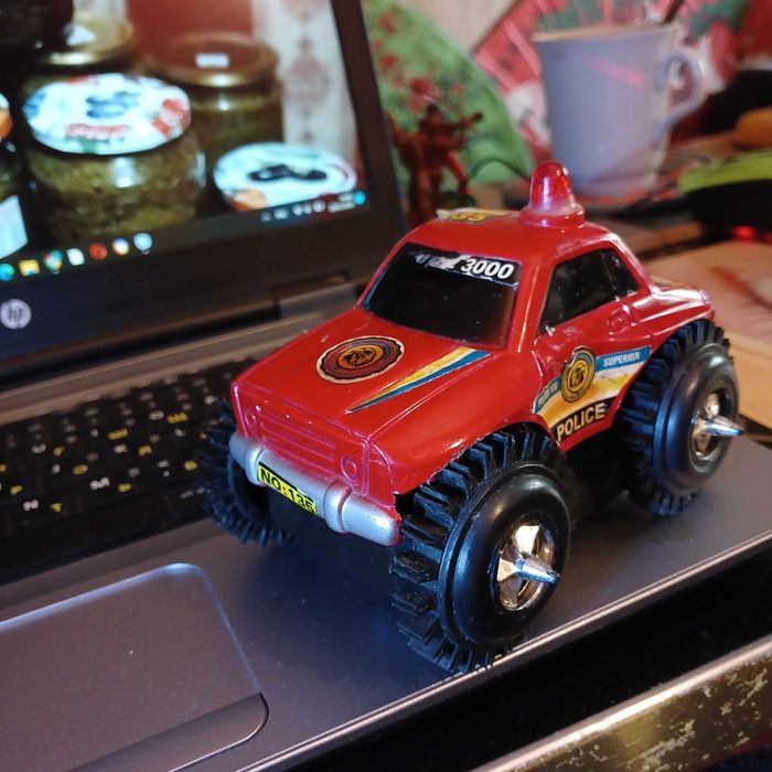 Детский пистолет Straume на батарейках, машинки, детский бинокль