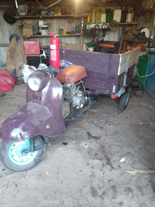 Продам  муравей 150