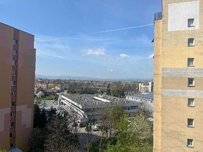 Mieszkanie 2 pokojowe z balkonem, klimatyzacją.