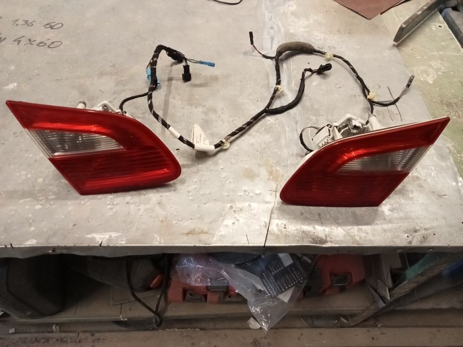 Lampy tylne skoda super b 2