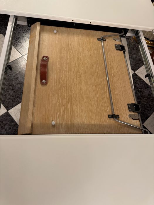Mesa extensível com 8 cadeiras - NOVO