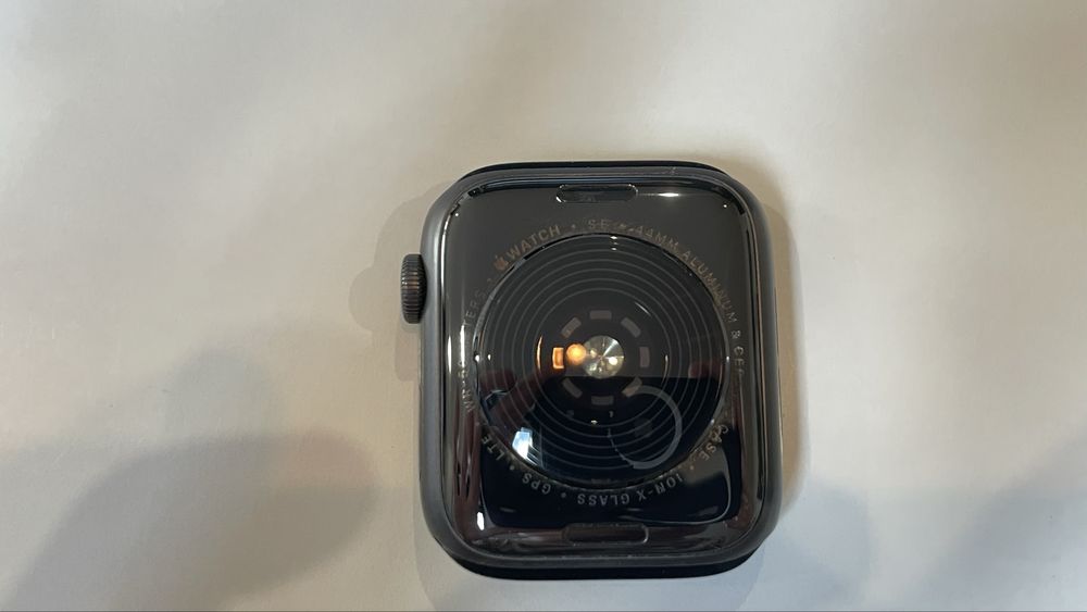 Apple watch se gps + cellular 44mm