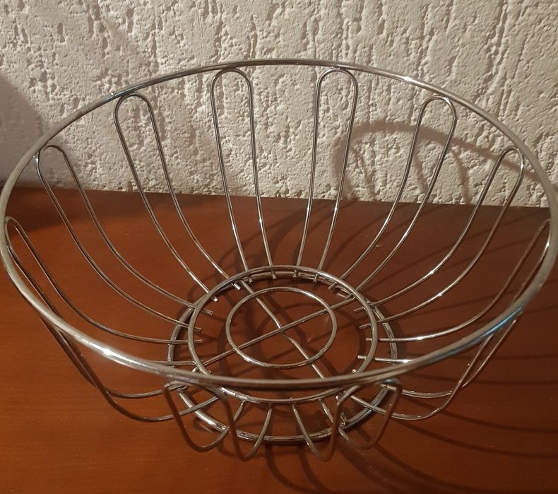 Fruteira em bom estado 5€