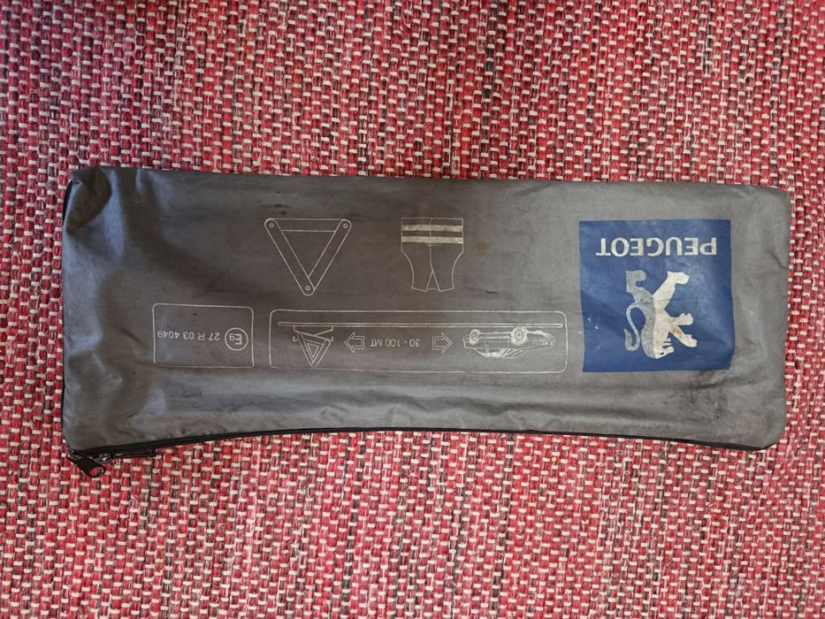 Triângulo sinalização para o carro