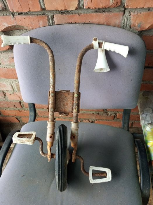 Деталь ссср от детского велосипеда малыш