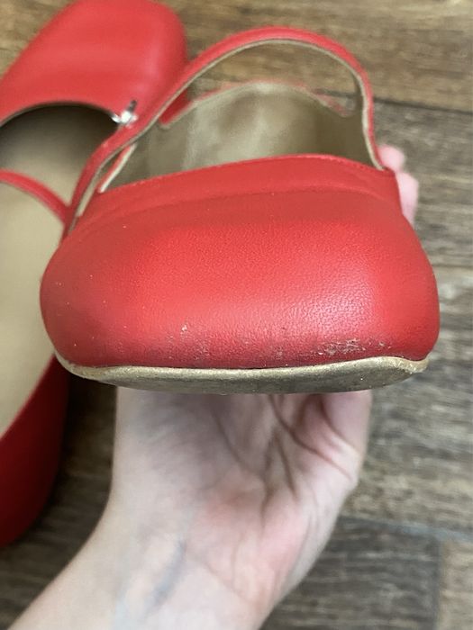 червоні балетки Мері Джейн IKOS з натуральної шкіри 38 розміру