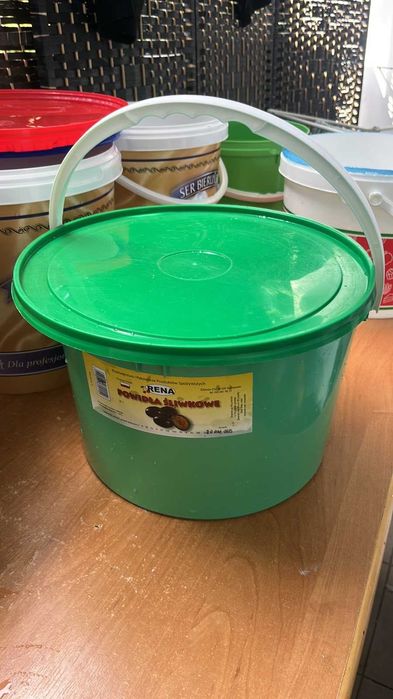 Wiaderka 10l z pokrywkami
