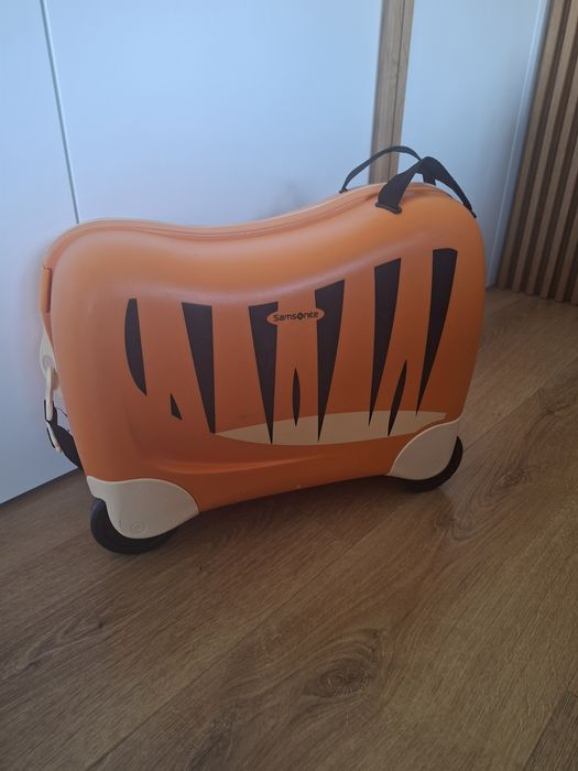 Walizka kabinowa, Samsonite