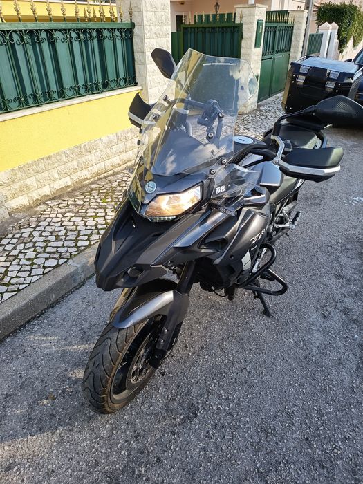 Vendo Benelli TRK 502