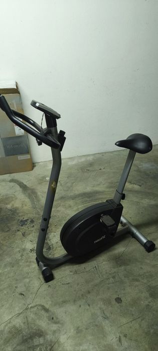 Stationary Bicycle461832414488186880