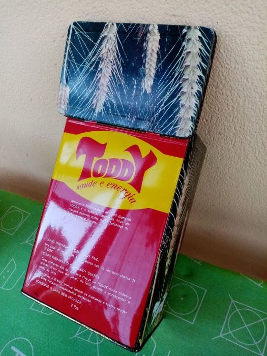 Lata antiga da Toddy