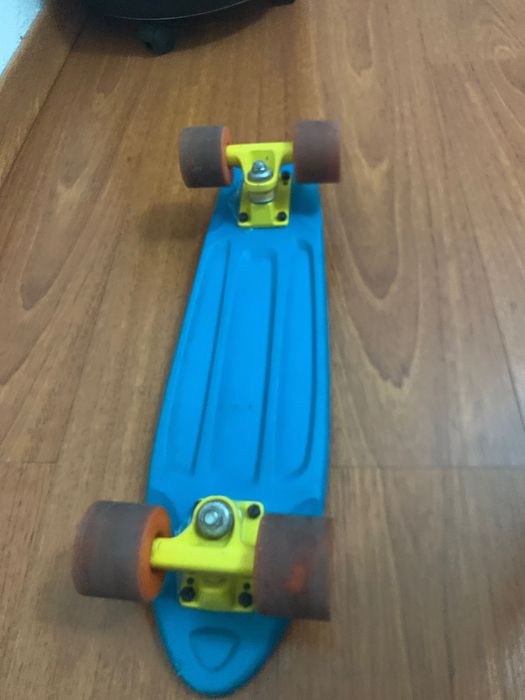 2 skates mini cruiser