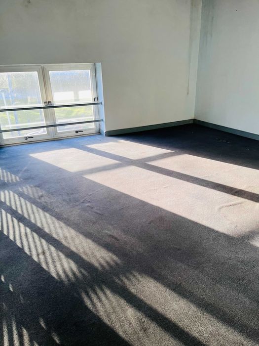 ARMAZÉM JUNTO À EXPONOR