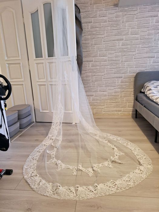 Sprzedam Welon ślubny 3m