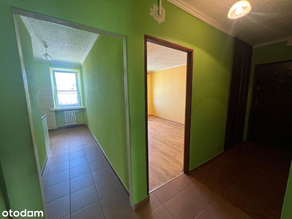 Przestronne M-3 w centrum Poręby, balkon