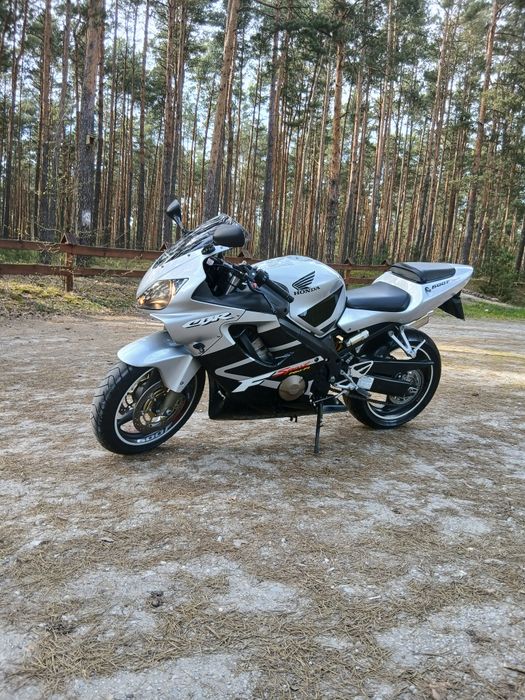 Honda cbr 600 f4i sport