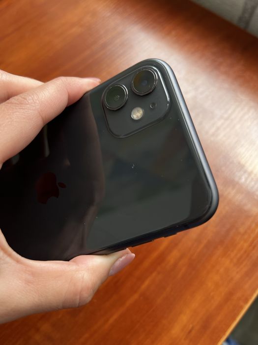Iphone 11 64Gb в гарному стані