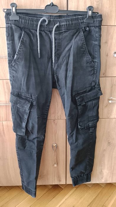 Joggery męskie z Cropp