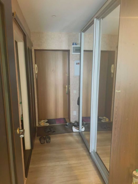 Продается 1 комн. квартира на Правом берегу с ремонтом, кирпичный дом