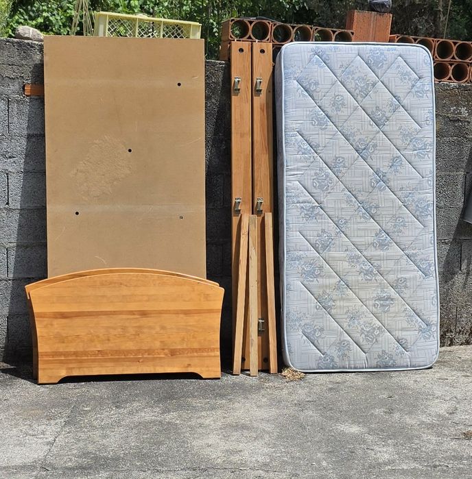 Colchão e Cama Individuais