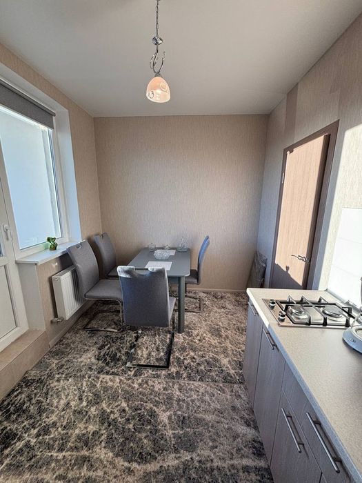 7 Небо здам затишну 1-кімнатну квартиру подобово ( ринок 7 км)