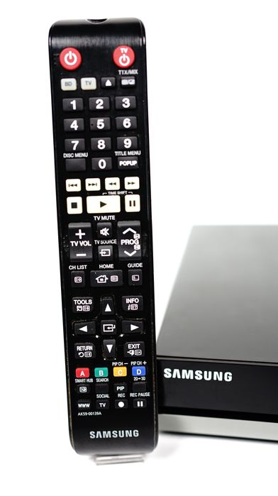 Odtwarzacz Bluetooth-Ray SAMSUNG BD-E8909S HDD 1TB USB mp3 DivX mkv
