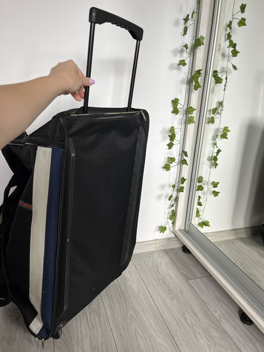 Ogromna torba z funkcją walizki