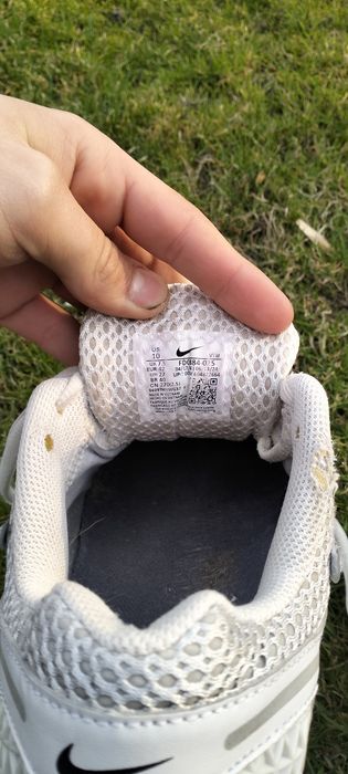 Nike Zoom Vomero – rozmiar 42 | lekkie sneakersy  wygodne na co dzie