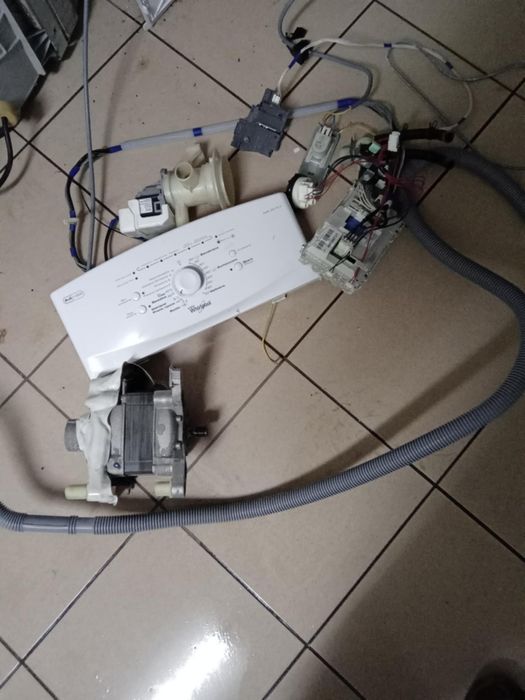 Częsci pralka Whirlpool AWE 2519P