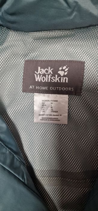 Трекінгова жіноча куртка jack wolfskin розмір L