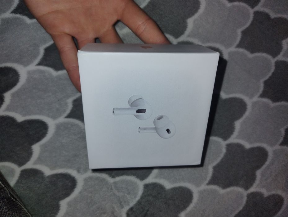 Praktycznie nowe z pudełkiem air pods pro gen 2
