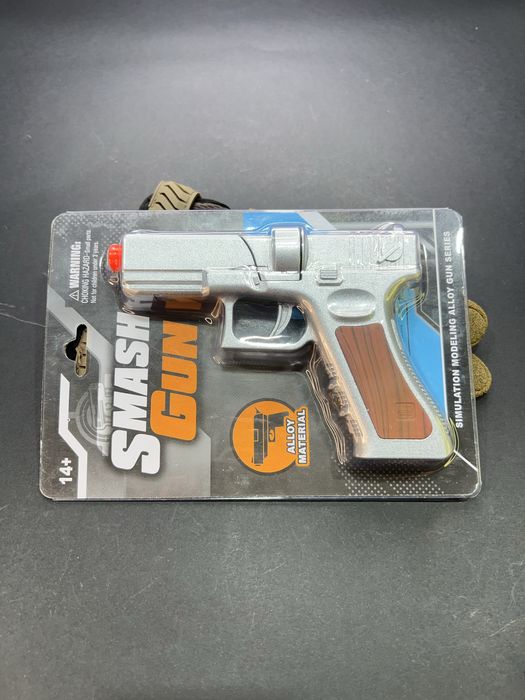 Металевий Глок на пістонах