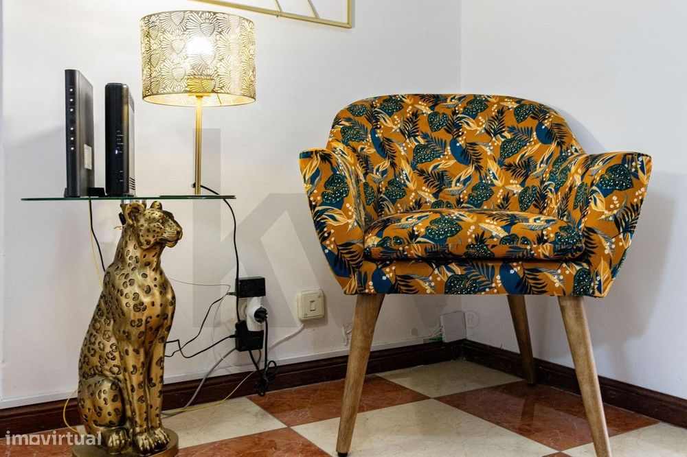 Apartamento T3 em São João da Madeira - com varandas, Localização Estr