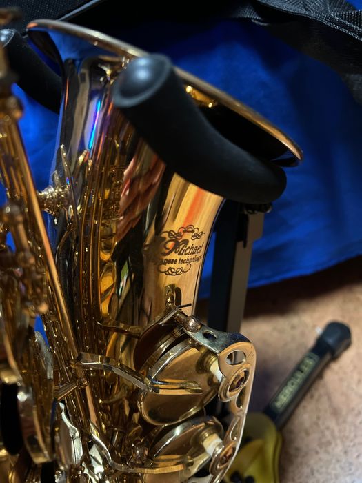 Saxofone alto J Michael AL 500