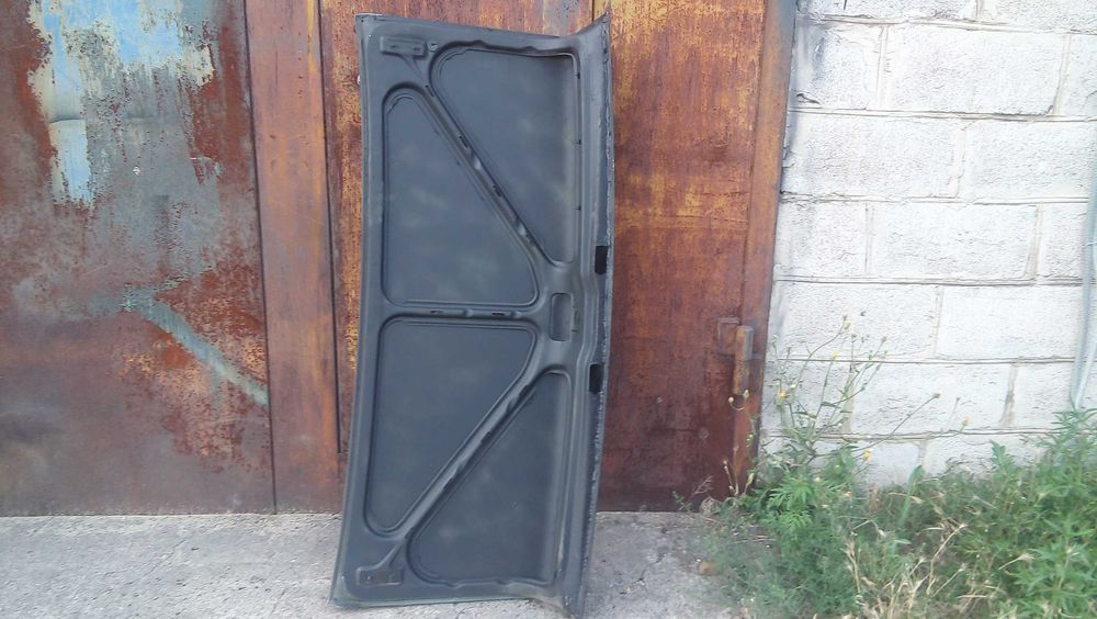 Продам б/у крышка багажника на ВАЗ 21099