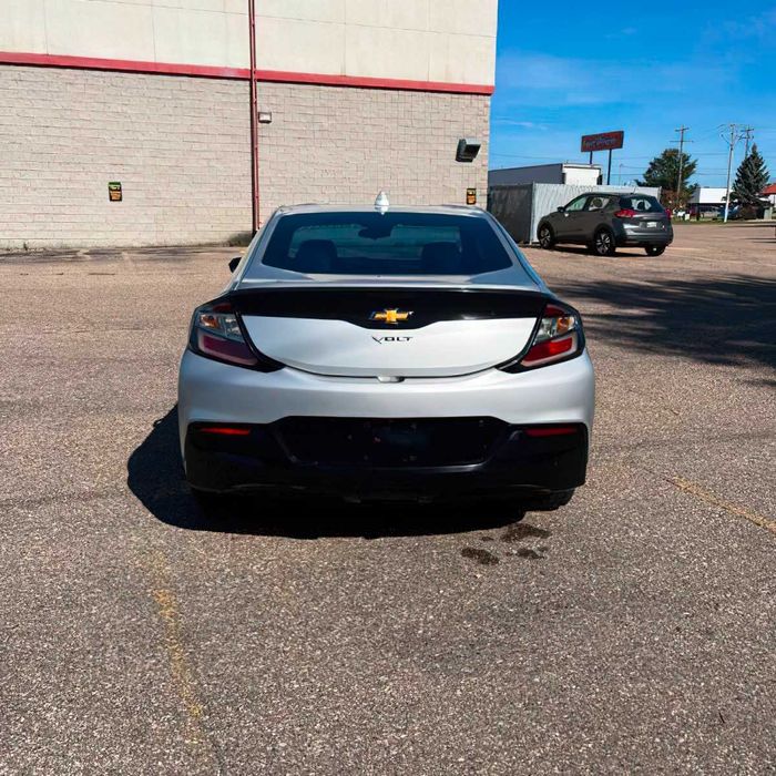 Chevrolet Volt LT      2017