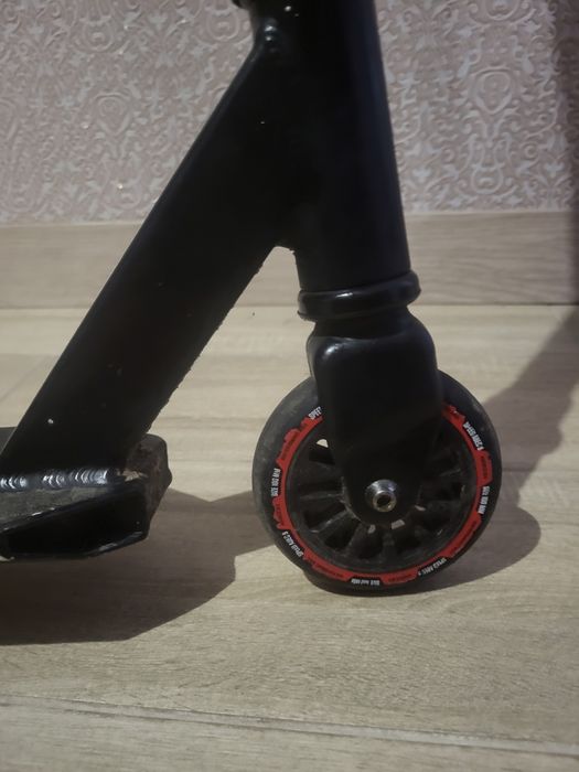 Самокат трюковий